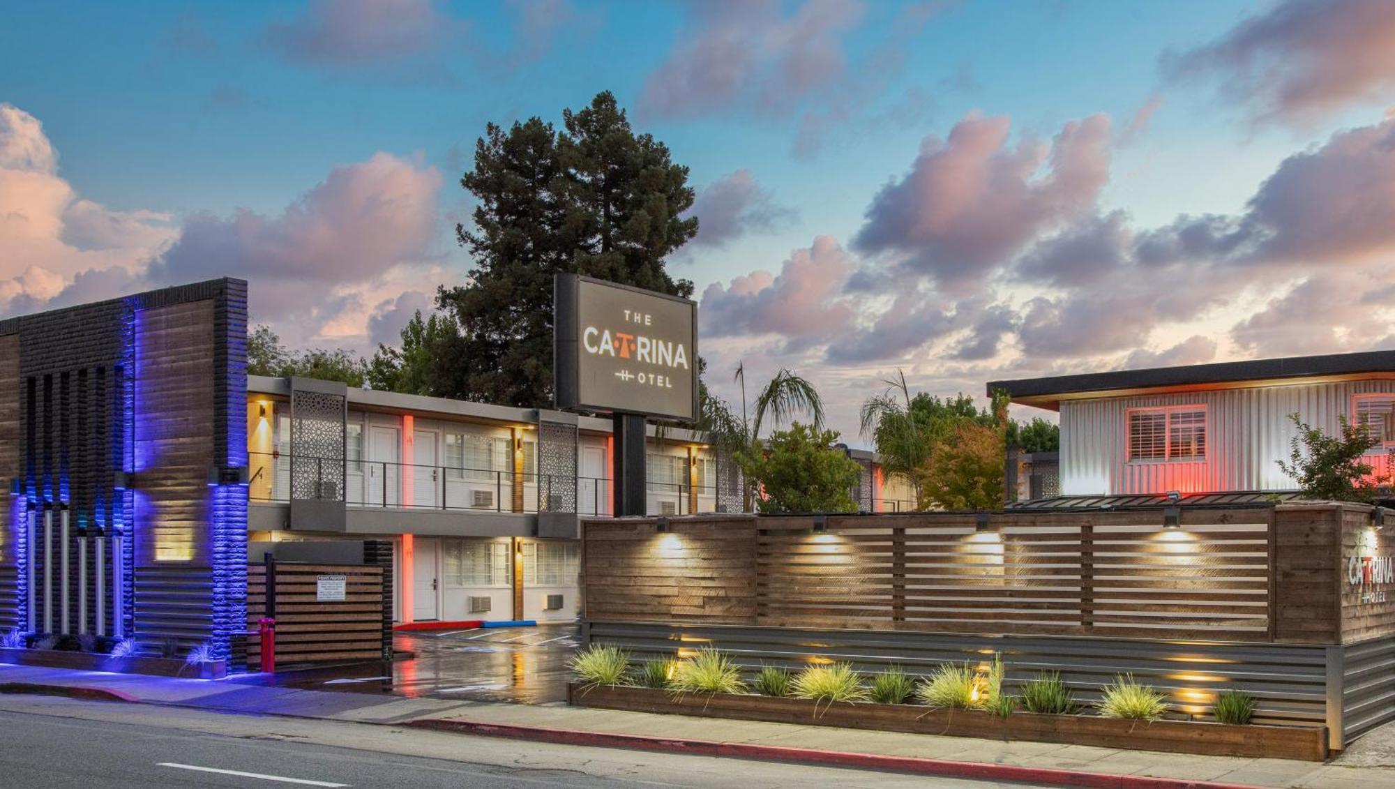 The Catrina Hotel San Mateo Exterior photo